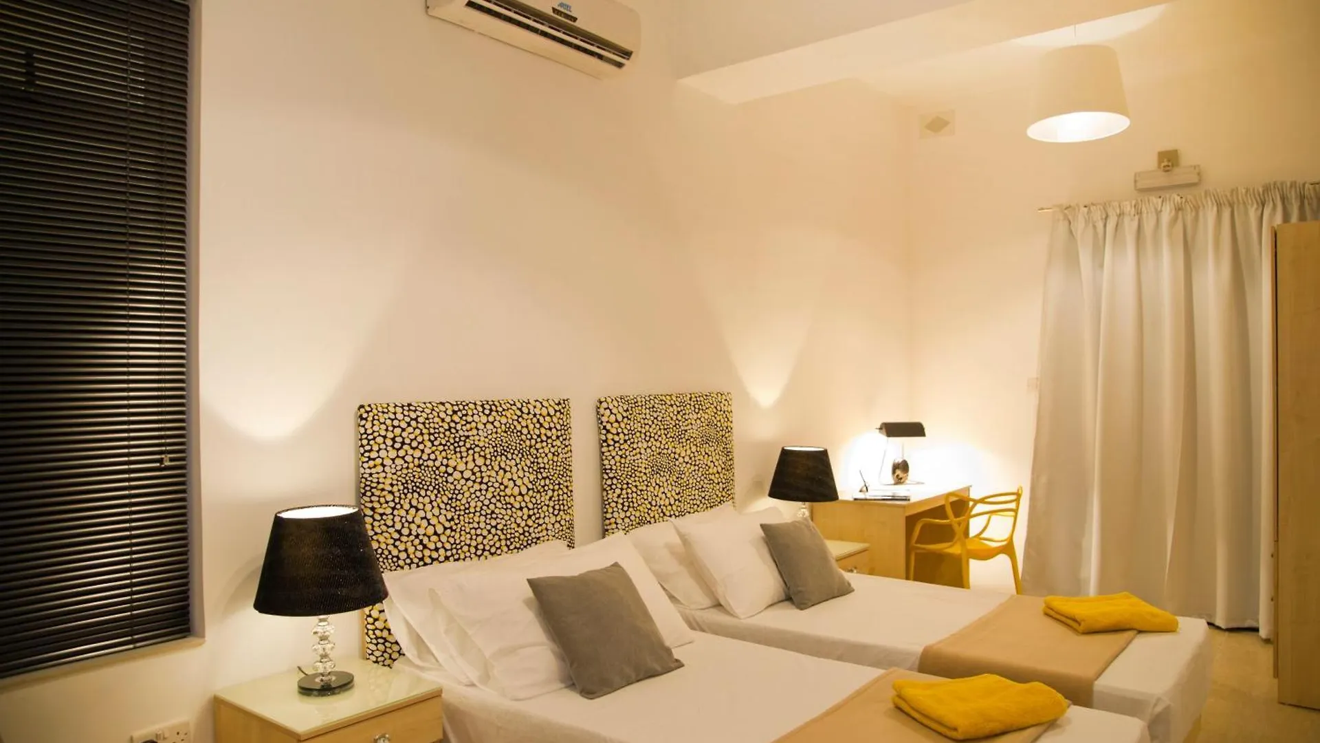 Maltese Balcony Apartment Saint Julian's