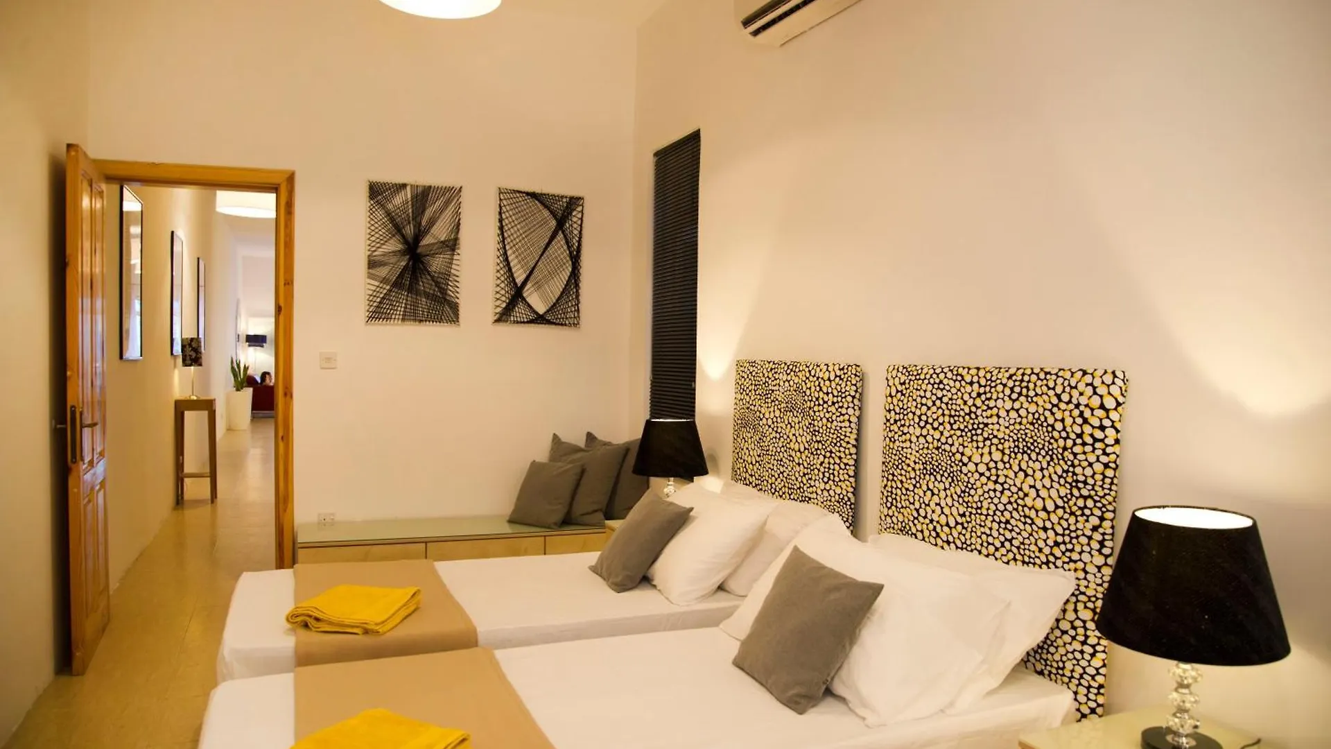 Maltese Balcony Apartment Saint Julian's Malta